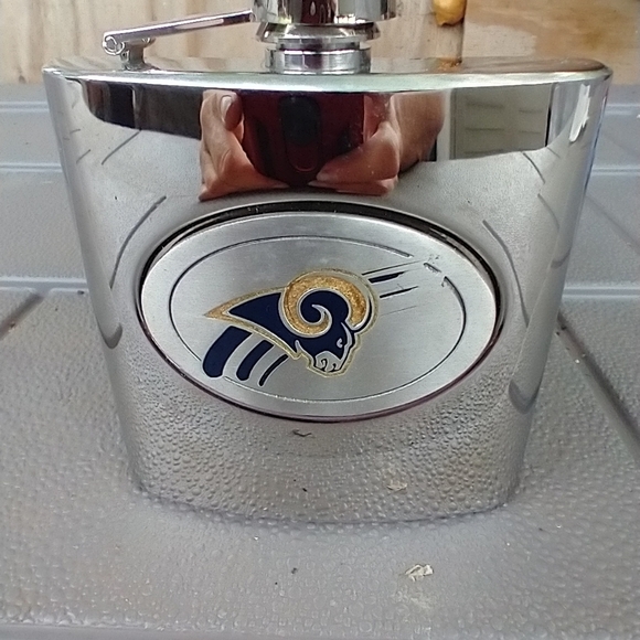 NFL Other - Stainless steel 6 oz. Hip flask. From early 2000s.